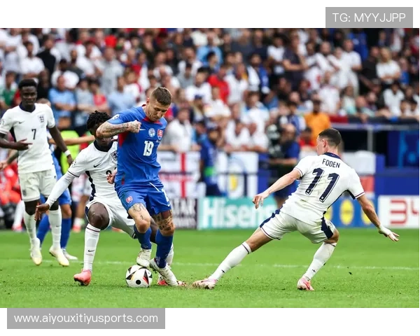半场战报:杜埃单刀破门,巴黎圣日耳曼1-0暂领先巴黎FC